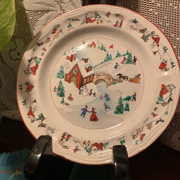 ✨⚡️💥 Set of FARBERWARE WHITE CHRISTMAS Dinner Plate, Bowl, Saucer - Picture 3 of 6